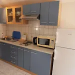 Apartment Dijana *